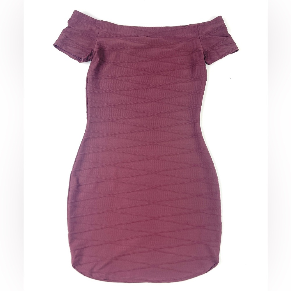 Women’s Burgundy Short Sleeve Bodycon Mini Dress Size Small